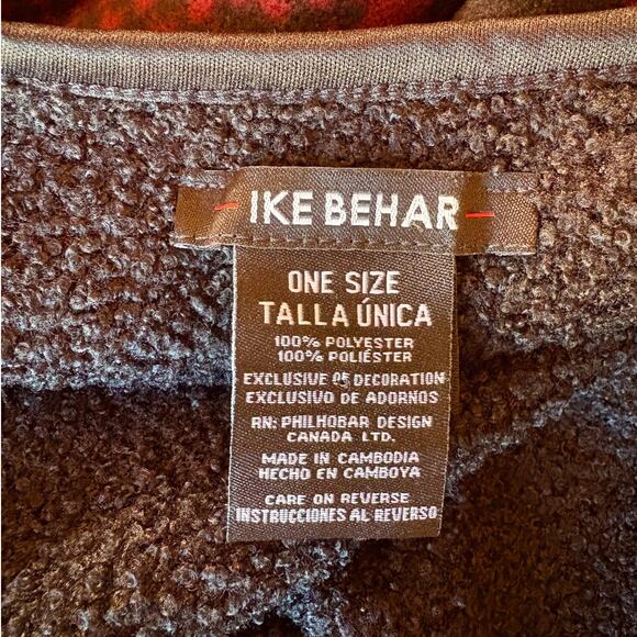 Ike Behar Red and Black Plaid Shawl Wrap Thick Plush Comfort Inside and Out OS - Picture 3 of 12